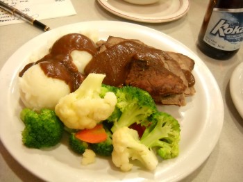 Roast Beef Dinner at the Lido Cafe